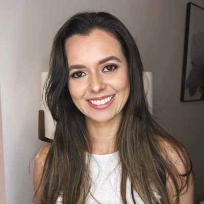 Profª Sheila Serafim