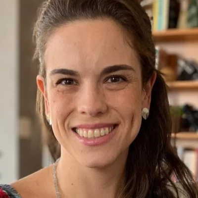 Profª Lia Ribeiro Dias Calder do Amaral